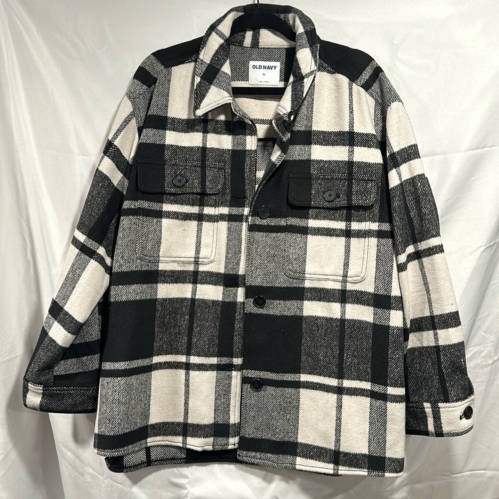 Old navy shacket XL